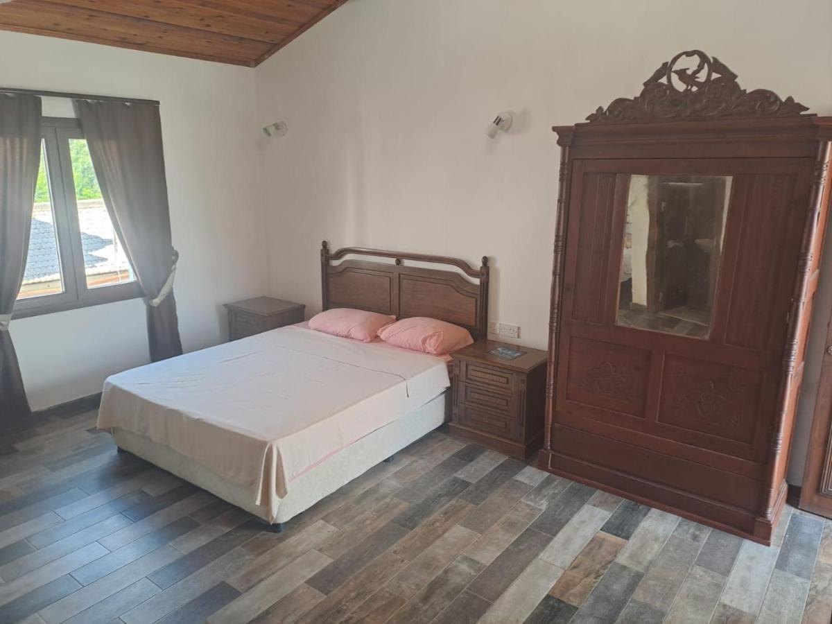 Magic Moon Guest House Фамагуста Екстер'єр фото