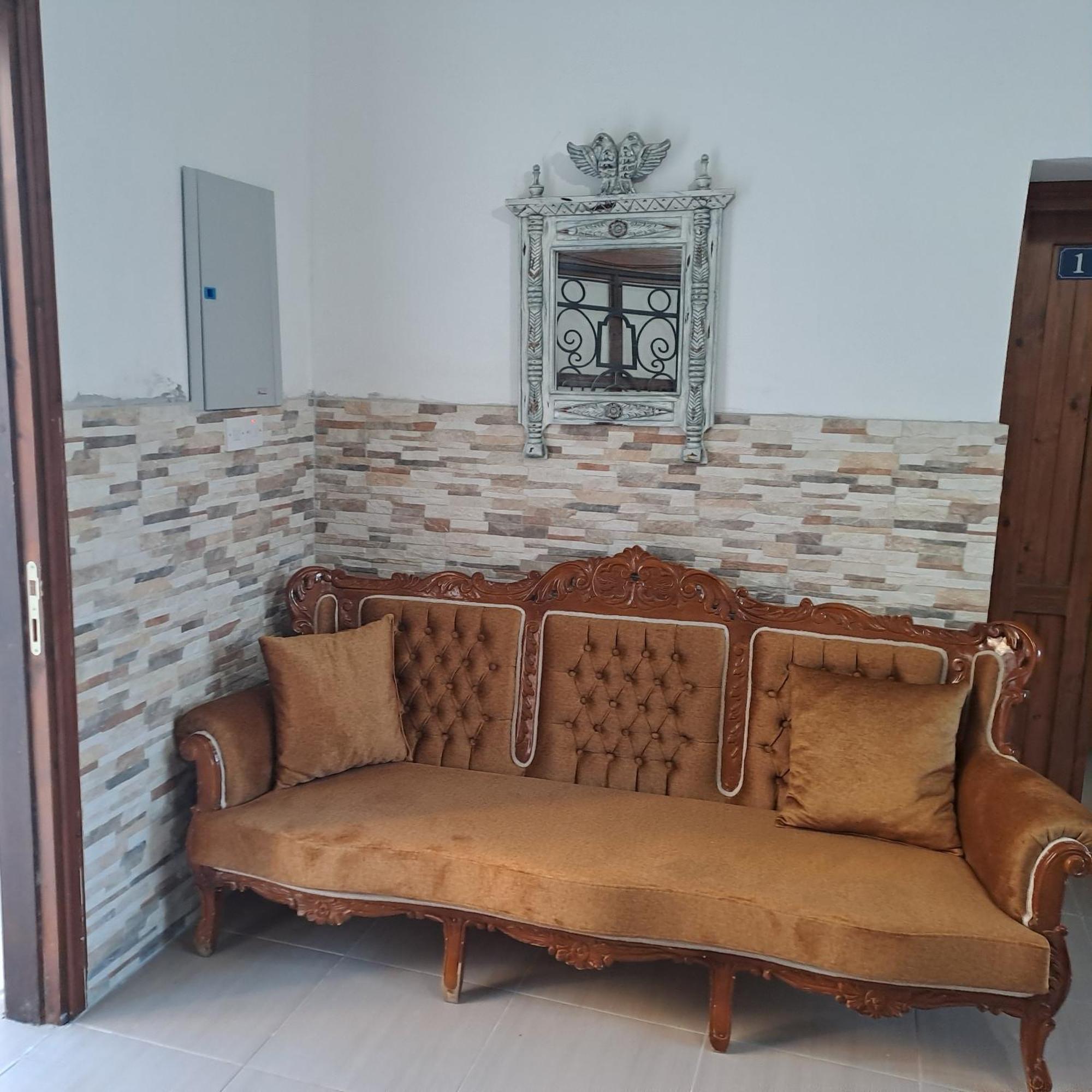 Magic Moon Guest House Фамагуста Екстер'єр фото